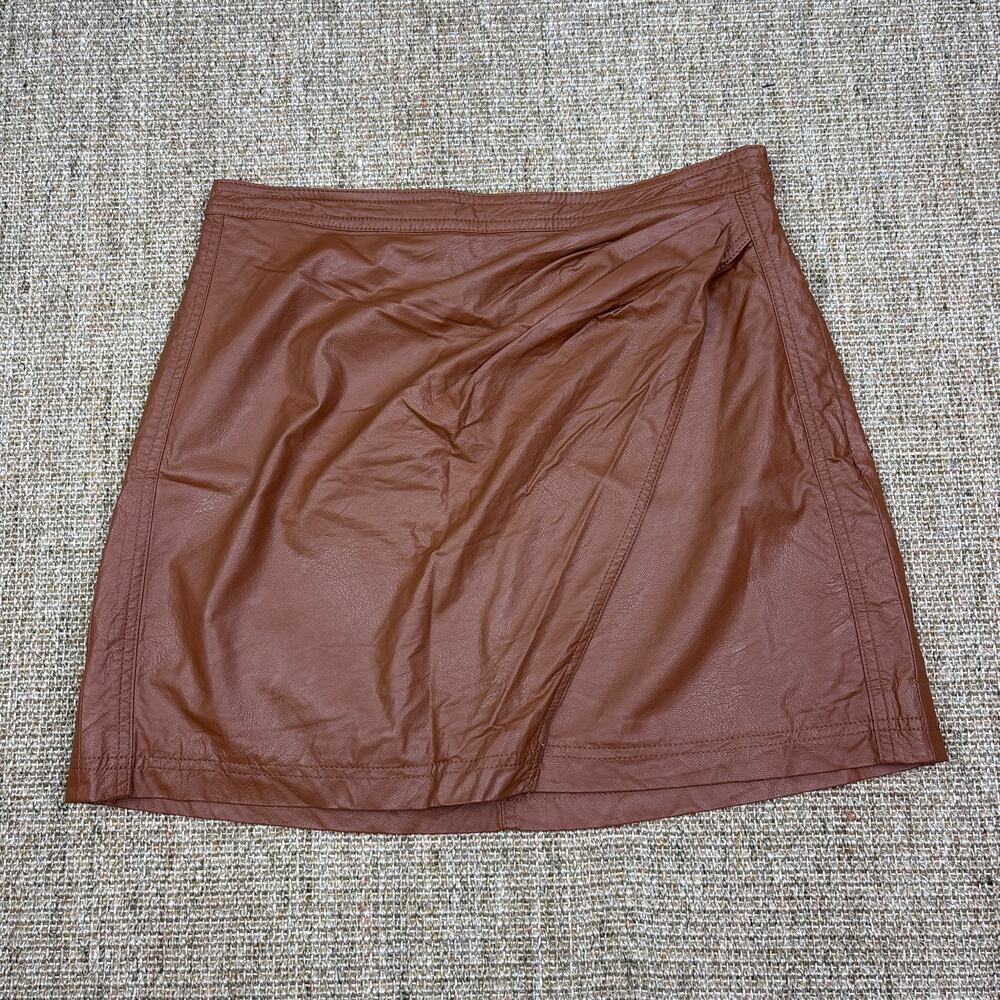 🤎 Free People | Size 8 | Cognac Faux Leather Wrap Mini Skirt